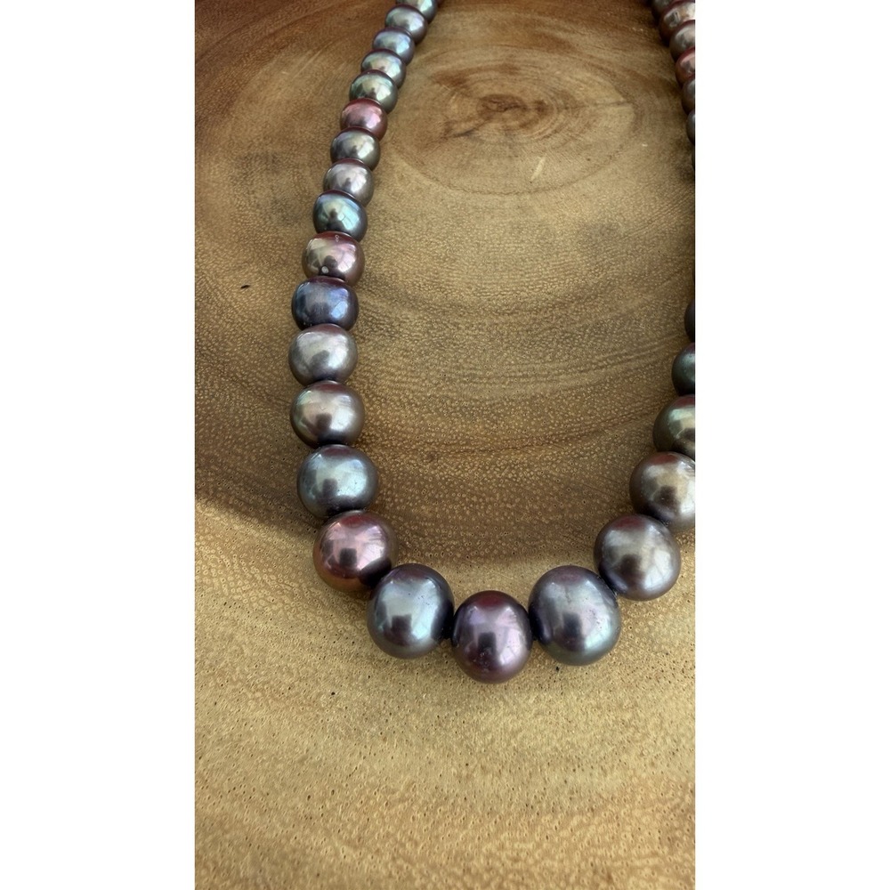 Genuine Peacock Tahitian Cultured Pearl Necklace with Sterling Silver Clasp - Picture 6 of 16